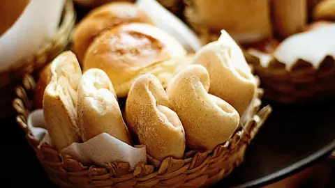 Photo: baked, breads, basket