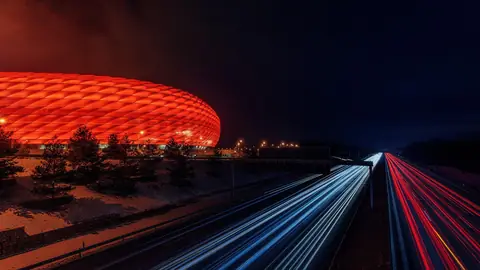 Photo: football stadium, highway, night