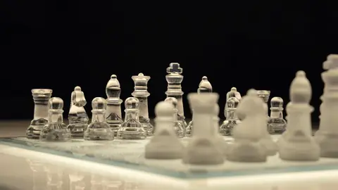 Photo: chess, chess pieces, glass