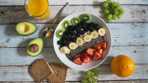 Photo: bowl, breakfast, fruits